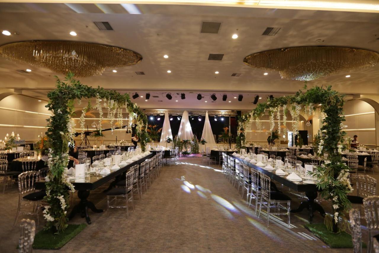 Downtown Ankara Hotel Exterior foto The ballroom of the hotel