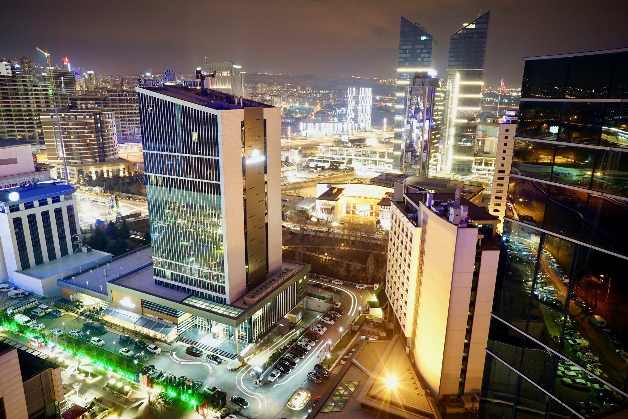 Downtown Ankara Hotel Exterior foto The business district of the city